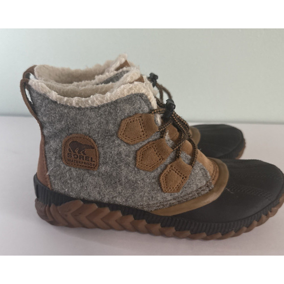 Sorel Out N About Classic Waterproof Boots Girls Youth Big Kids Size 4 - Picture 3 of 6